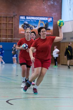 Bild 129 - Frauen Barmstedter TS - Buedelsdorfer TSV : Ergebnis: 26:12